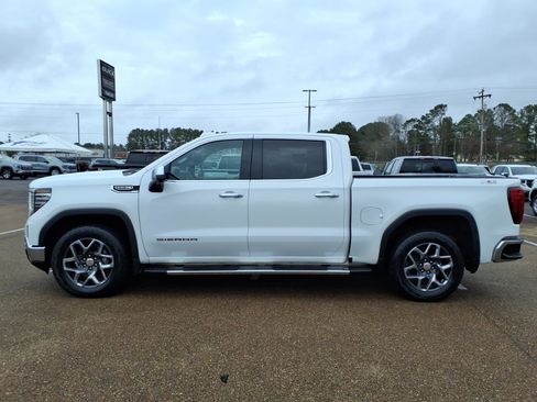 Used 2024 GMC Sierra 1500 SLT w/ SLT Premium Plus Package image 1