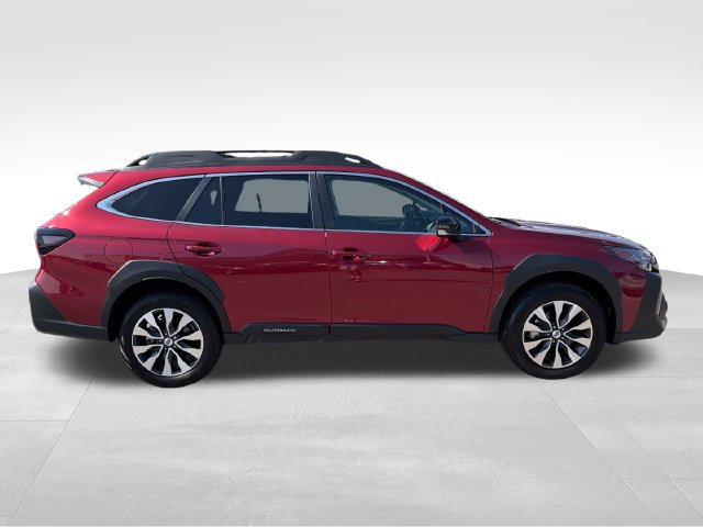 Certified 2025 Subaru Outback Limited AWD/4WD image 8