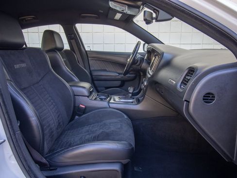 Used 2021 Dodge Charger R/T w/ Daytona Edition Group RWD image 25