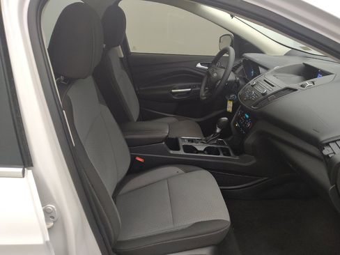Used 2017 Ford Escape SE FWD image 21