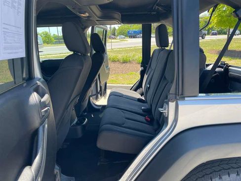 Used 2016 Jeep Wrangler Unlimited Sport w/ Quick Order Package 24S AWD/4WD image 76