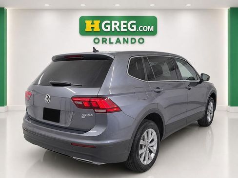 Used 2020 Volkswagen Tiguan SE w/ Panoramic Sunroof Package AWD/4WD image 11