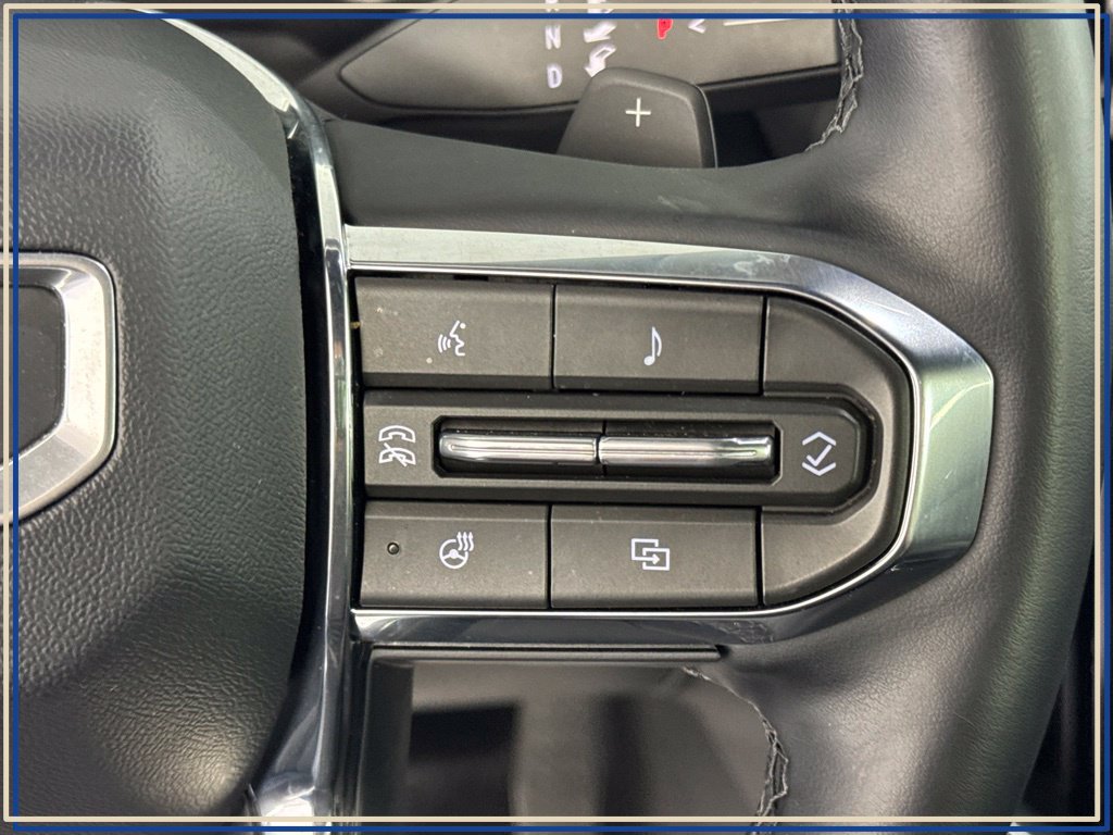 Certified 2026 GMC Acadia Elevation w/ Elevation Premium Package AWD/4WD image 21