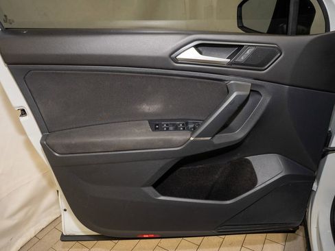 Used 2018 Volkswagen Tiguan S w/ Front Fog Lights Package image 11