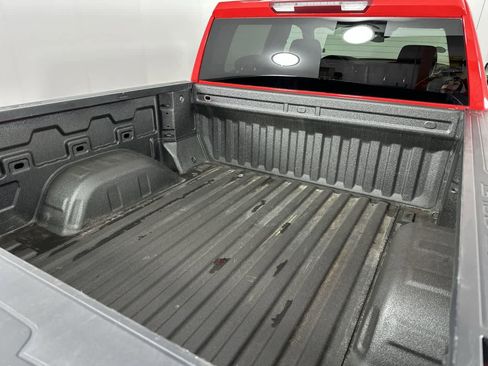 Used 2025 Chevrolet Silverado 1500 LT w/ Z71 Off-Road Package AWD/4WD image 17