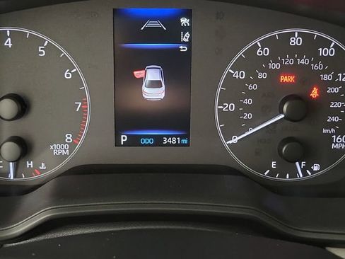 Used 2025 Toyota Corolla LE FWD image 2