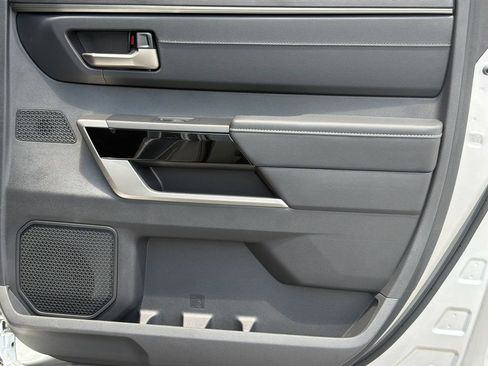 New 2026 Toyota Tundra Limited AWD/4WD image 16