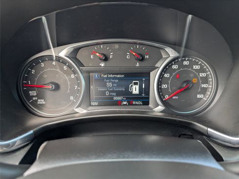 Used 2021 Chevrolet Equinox LT image 16