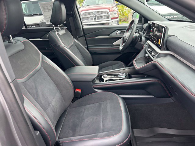 Used 2026 Ford Explorer ST w/ Sun And Sound Package AWD/4WD image 18