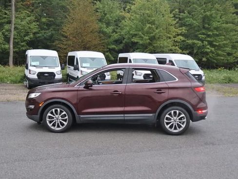 Used 2019 Lincoln MKC Select w/ Select Plus Package AWD/4WD image 4