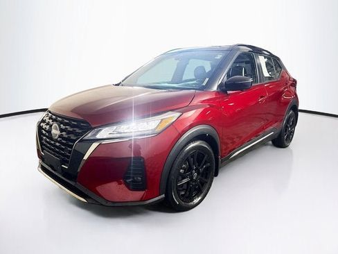Used 2023 Nissan Kicks SR w/ SR Premium Package FWD image 1