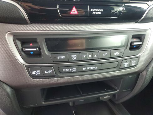 Used 2024 Honda Ridgeline Sport image 19