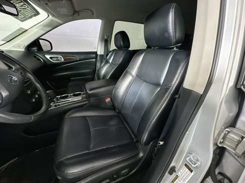 Used 2016 Nissan Pathfinder SL w/ SL Tech Package image 15