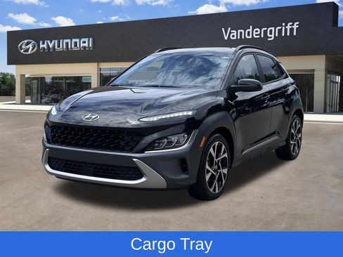 Used 2023 Hyundai Kona Limited w/ Cargo Package FWD image 4
