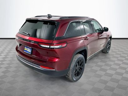 New 2026 Jeep Grand Cherokee Altitude