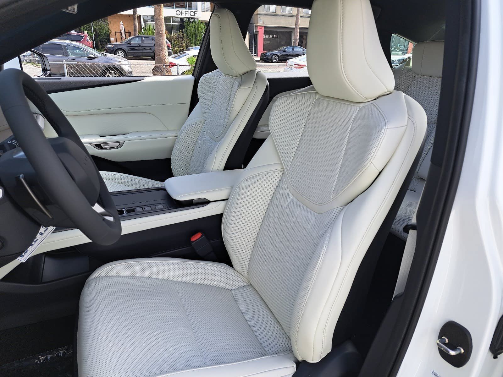 Used 2026 Lexus ES 500e w/ Convenience Package AWD/4WD image 16