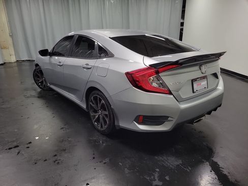 Used 2019 Honda Civic Sport image 6