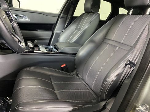 Used 2022 Land Rover Range Rover Velar R-Dynamic S image 24