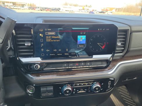 Certified 2024 GMC Sierra 2500 SLE w/ SLE Convenience Package AWD/4WD image 24