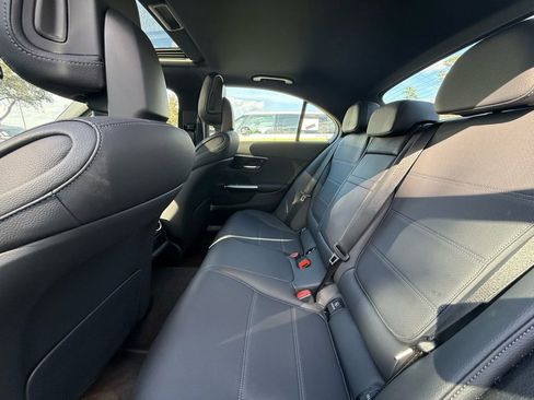 Used 2025 Mercedes-Benz C 300 Sedan image 15