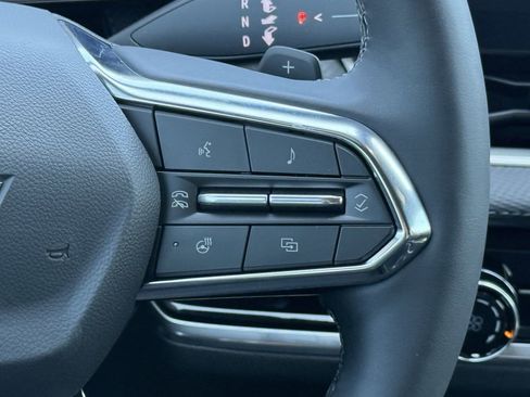 New 2026 Chevrolet Equinox LT FWD image 14