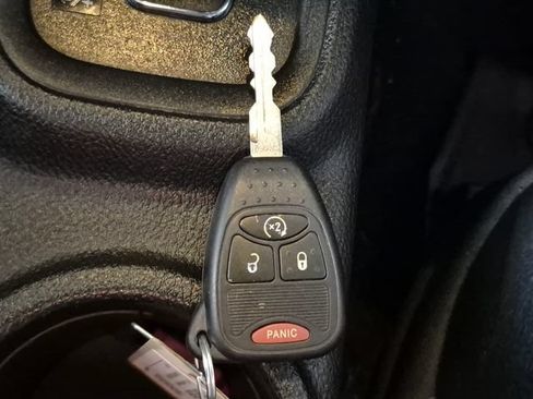 Used 2017 Jeep Wrangler Unlimited Sahara AWD/4WD image 25