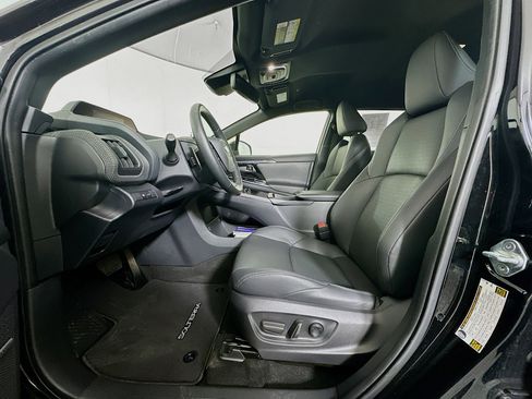Used 2023 Subaru Solterra AWD image 13