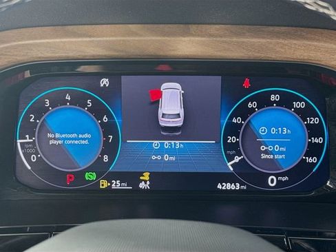 Used 2024 Volkswagen Atlas SE image 14