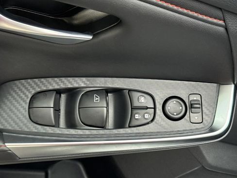 New 2025 Nissan Sentra SR image 18