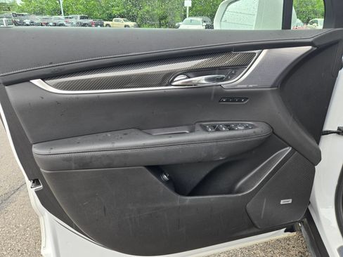 Used 2020 Cadillac XT6 Sport AWD/4WD image 33