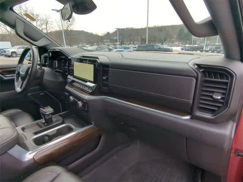 Certified 2022 GMC Sierra 1500 Elevation w/ Elevation Premium Package image 29