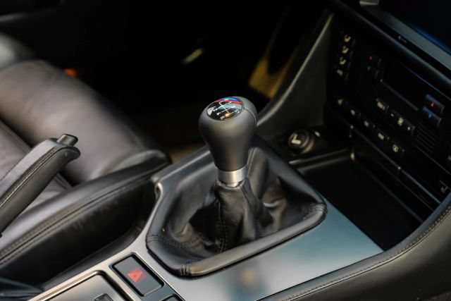 Used 2003 BMW M5 RWD image 32