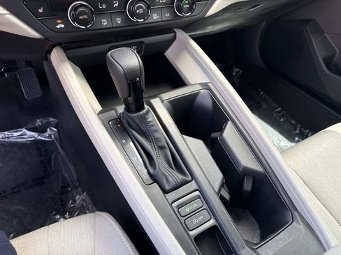 Certified 2024 Honda Accord EX image 27