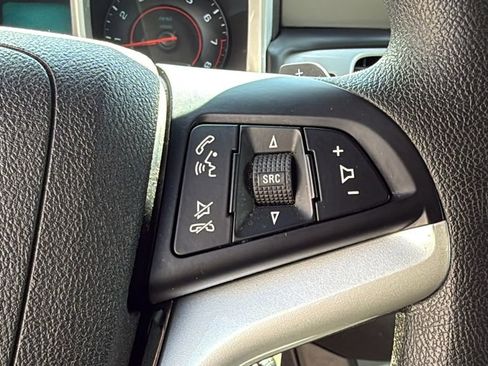 Used 2015 Chevrolet Camaro LS RWD image 27