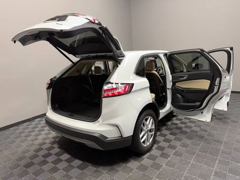 Used 2023 Ford Edge SEL w/ Convenience Package image 24