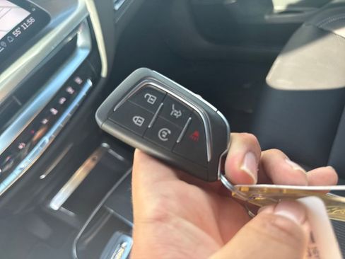 New 2025 Cadillac Lyriq Luxury image 29