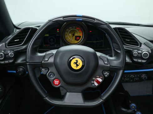 Certified 2019 Ferrari 488 Pista Spider image 6