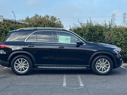 New 2026 Mercedes-Benz GLE 350 4MATIC image 2
