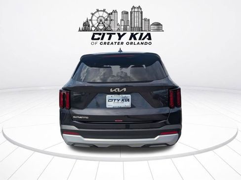 New 2026 Kia Sorento LX FWD image 6