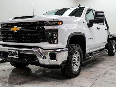 Used 2024 Chevrolet Silverado 2500 W/T w/ WT Convenience Package AWD/4WD image 7
