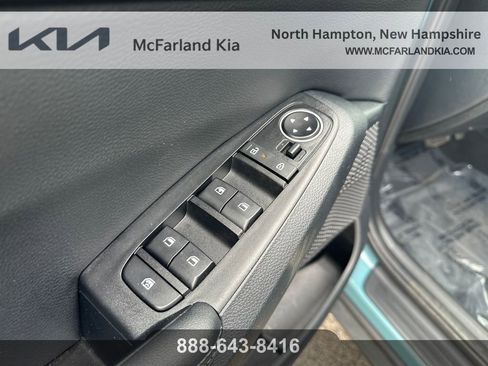 Used 2024 Kia Seltos S AWD/4WD image 12