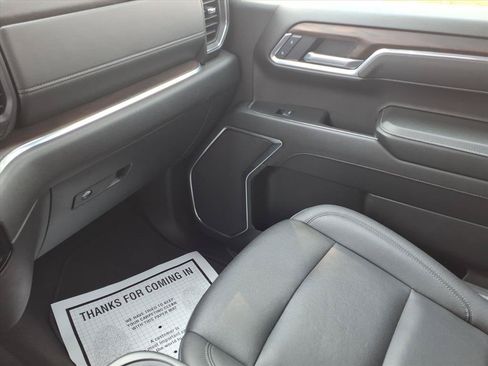 Used 2025 GMC Sierra 1500 SLT AWD/4WD image 23