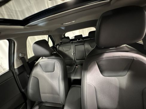 Certified 2025 Kia Niro EX Touring image 29