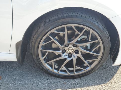 Used 2025 Toyota Camry SE w/ Convenience Package AWD/4WD image 6