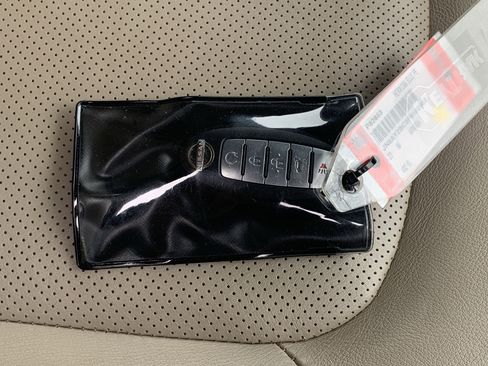 Used 2023 Nissan Armada SL image 46