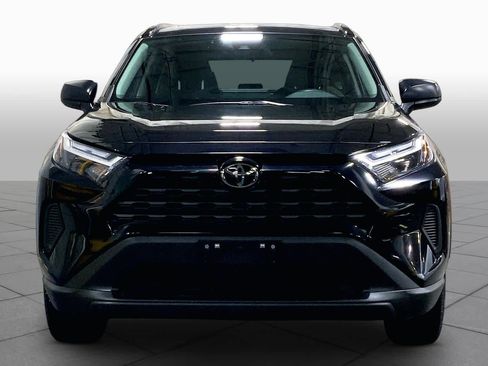 Certified 2025 Toyota RAV4 LE AWD/4WD image 4