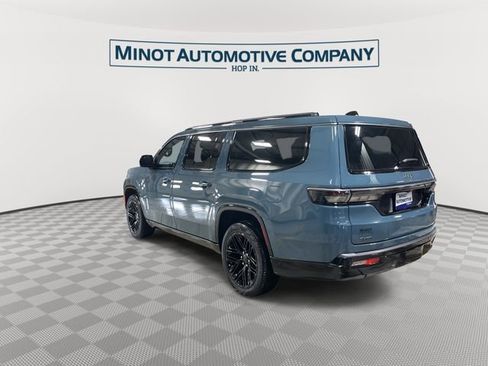 New 2026 Jeep Grand Wagoneer L Limited AWD/4WD image 6