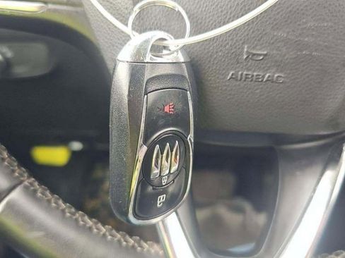 Used 2024 Buick Encore GX Preferred image 4