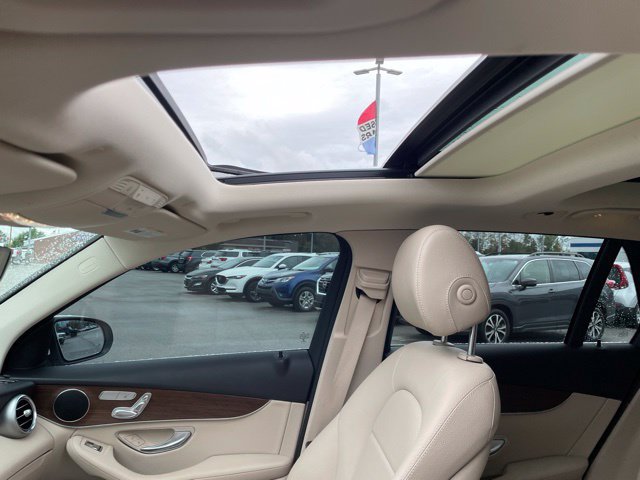 Used 2021 Mercedes-Benz GLC 300 4MATIC image 40