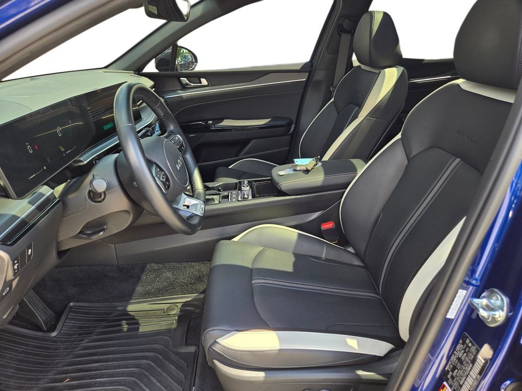 Certified 2025 Kia K5 GT-Line w/ GT-Line Premium Package FWD image 18